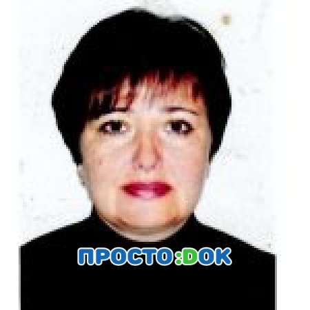 На фото Ударцева Элеонора Валентиновна