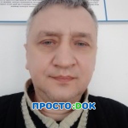 На фото Крестов Геннадий Иванович