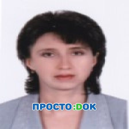 На фото Ежова Лариса Валентиновна