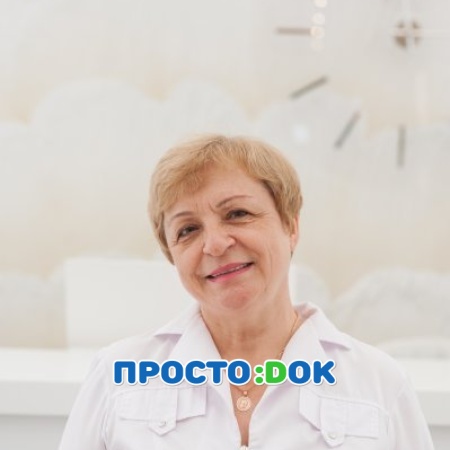 На фото Панина Оксана Ярославовна