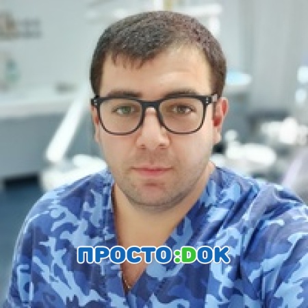 На фото Гелецян Грач Рубикович