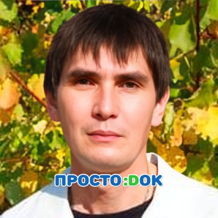 На фото Ледовский Альберт Геннадьевич