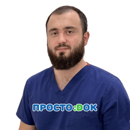 На фото Ибрагимов Эльвис Сейранович