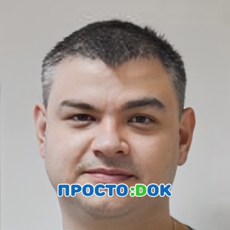 На фото Хисматуллин Рустам Нурфаисович
