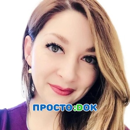 На фото Аметова Лиля Велиевна