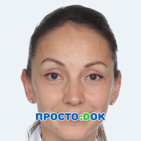 На фото Физлова Лилия Рустемовна