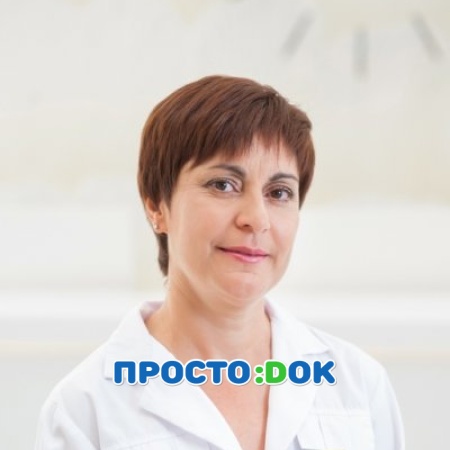 На фото Сулейманова Гульнара Ибрагимовна