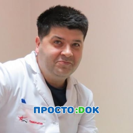 На фото Тефуков Альберт Рустамович