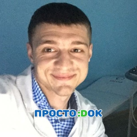 На фото Погосов Гарри Сергеевич