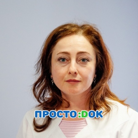 На фото Халилова Эвелина Эдемовна