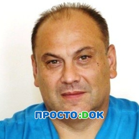 На фото Щур Алексей Алексеевич