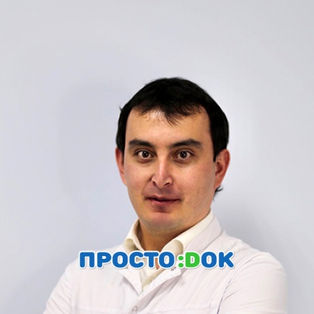 На фото Ислямов Ридван Энверович