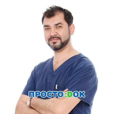 На фото Каримов Рустам Фаттулоевич