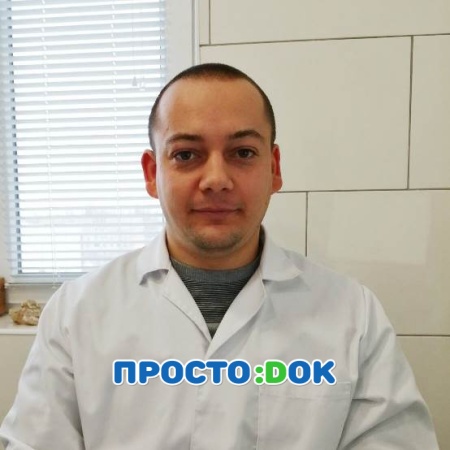 На фото Кальнерович Игорь Андреевич