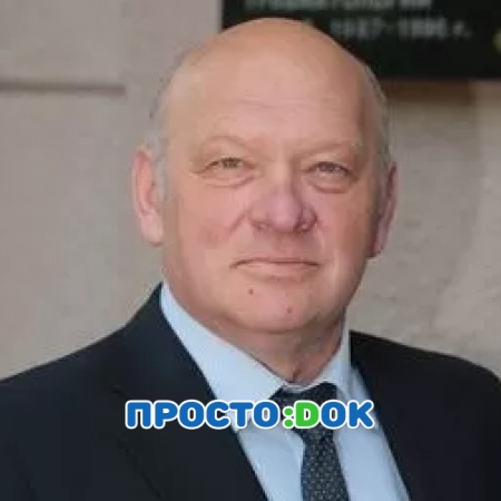 На фото Брехов Александр Николаевич