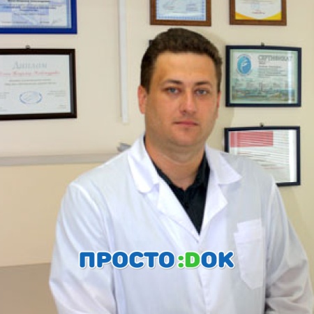 На фото Крючков Дмитрий Юрьевич