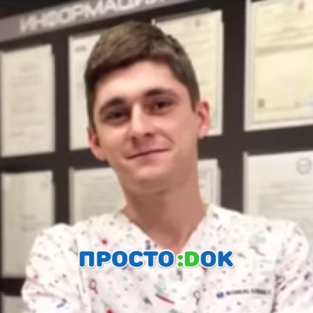 На фото Гасанов Султан Аламдарович