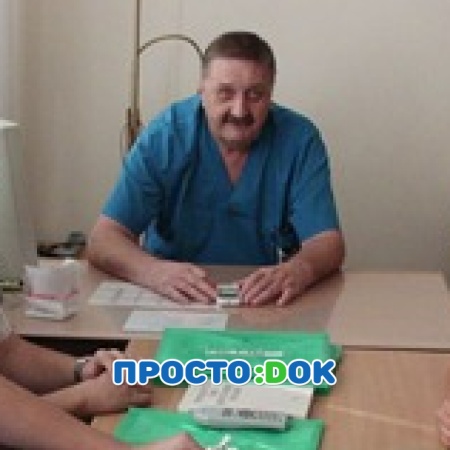 На фото Расинский Виктор Алексеевич