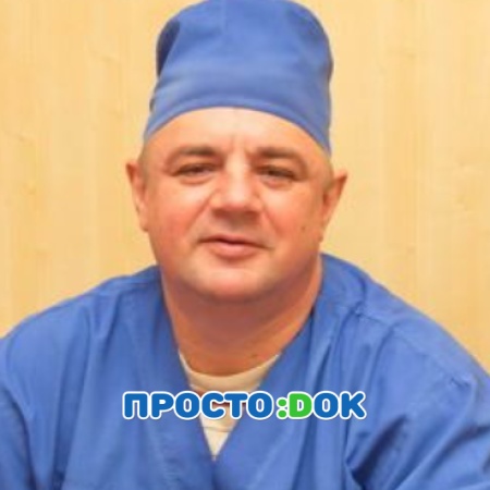 На фото Подлесный Сергей Евгеньевич