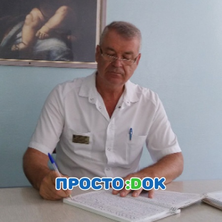 На фото Мельничук Юрий Борисович