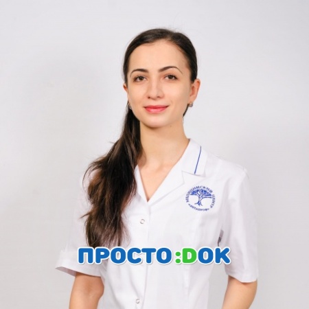 На фото Сеттарова Фера Сервер кызы