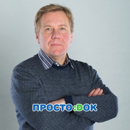 На фото Максименко Олег Николаевич