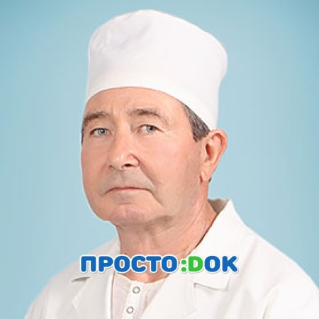 На фото Вакуленко Михаил Владимирович