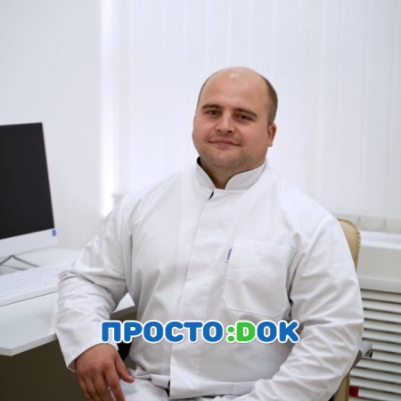 На фото Вознюк Артем Станиславович