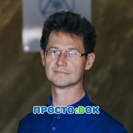 На фото Бондарев Вячеслав Сергеевич