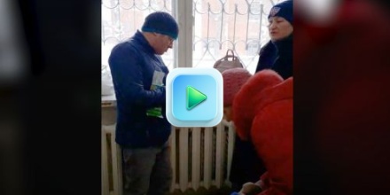 В женской консультации Екатеринбурга устроили "распродажу масок"